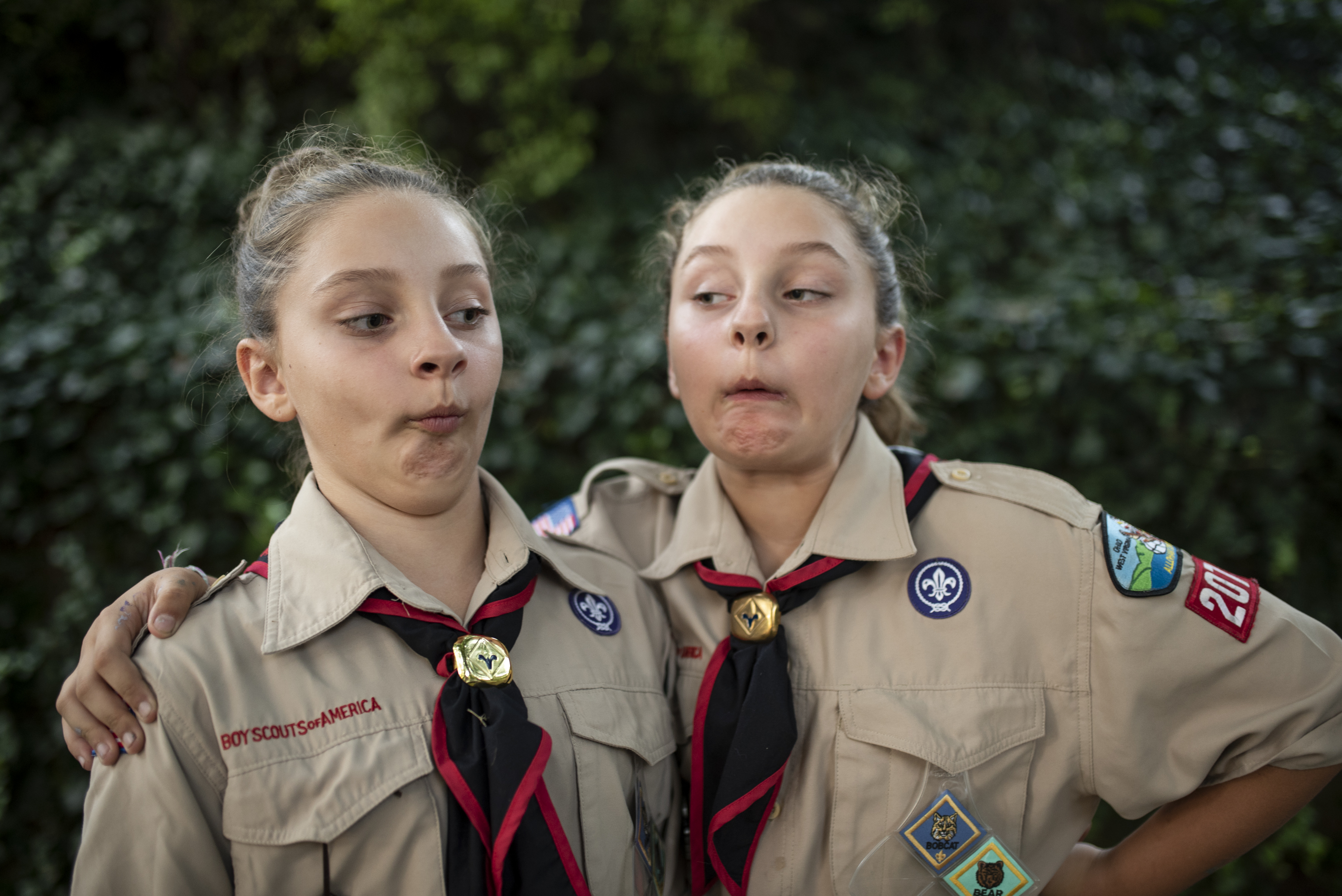 maevry and adele making a funny face